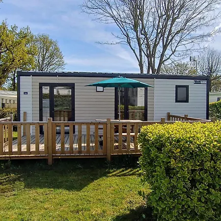 Campsite De La Tour *